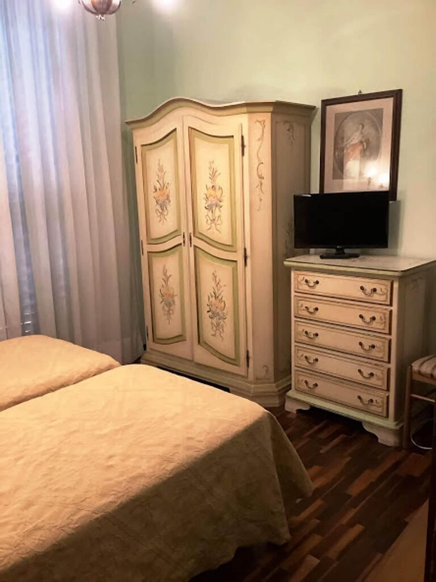 Savona Hotel
